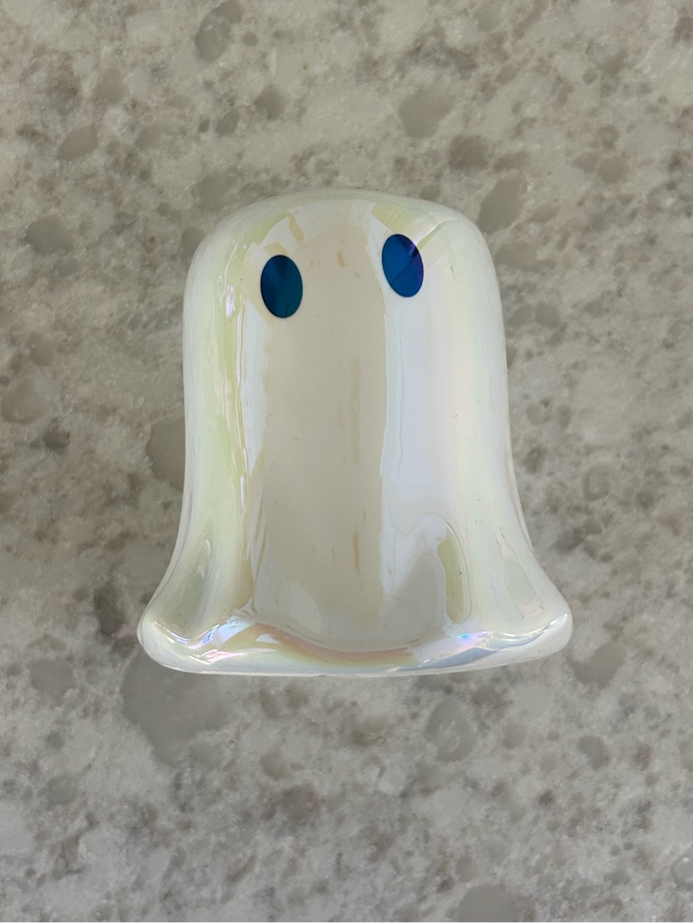 “New” DW Home Iridescent White Ghost 5.4 oz candle with Blue Eyes
